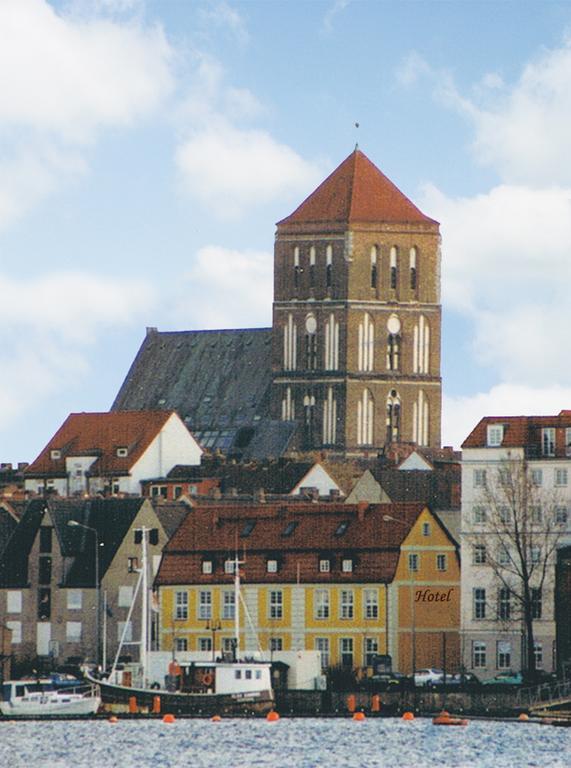 Hotel Altes Hafenhaus Rostock Oda fotoğraf