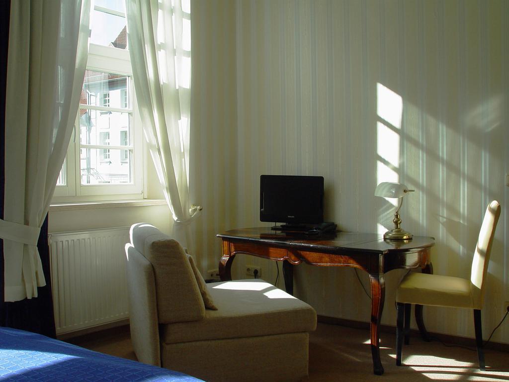 Hotel Altes Hafenhaus Rostock Oda fotoğraf